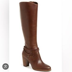 UGG neoma leather Boots